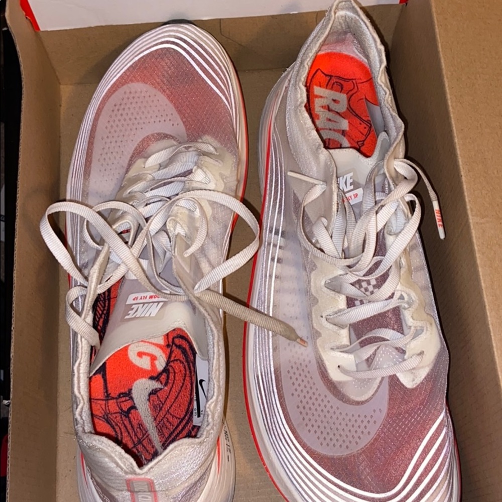 Used zoom fly Sp sz 11.5 men’s